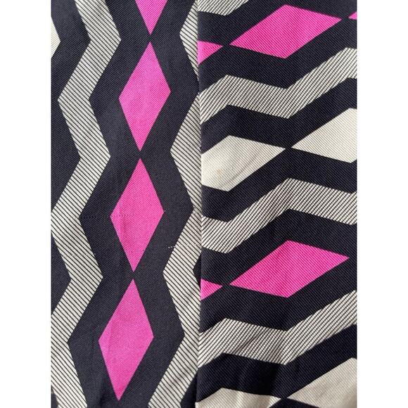 Milly Geometric Zigzag Silk Sleeveless Top Pink Black White - Size 6 - Picture 8 of 12